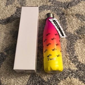 NIB S’well + Starbucks ombre “love me” bottle